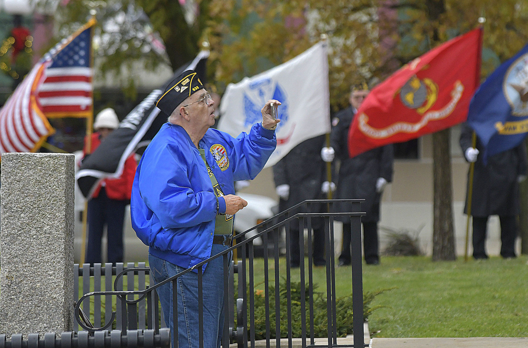 111121-blm-loc-7veteransday